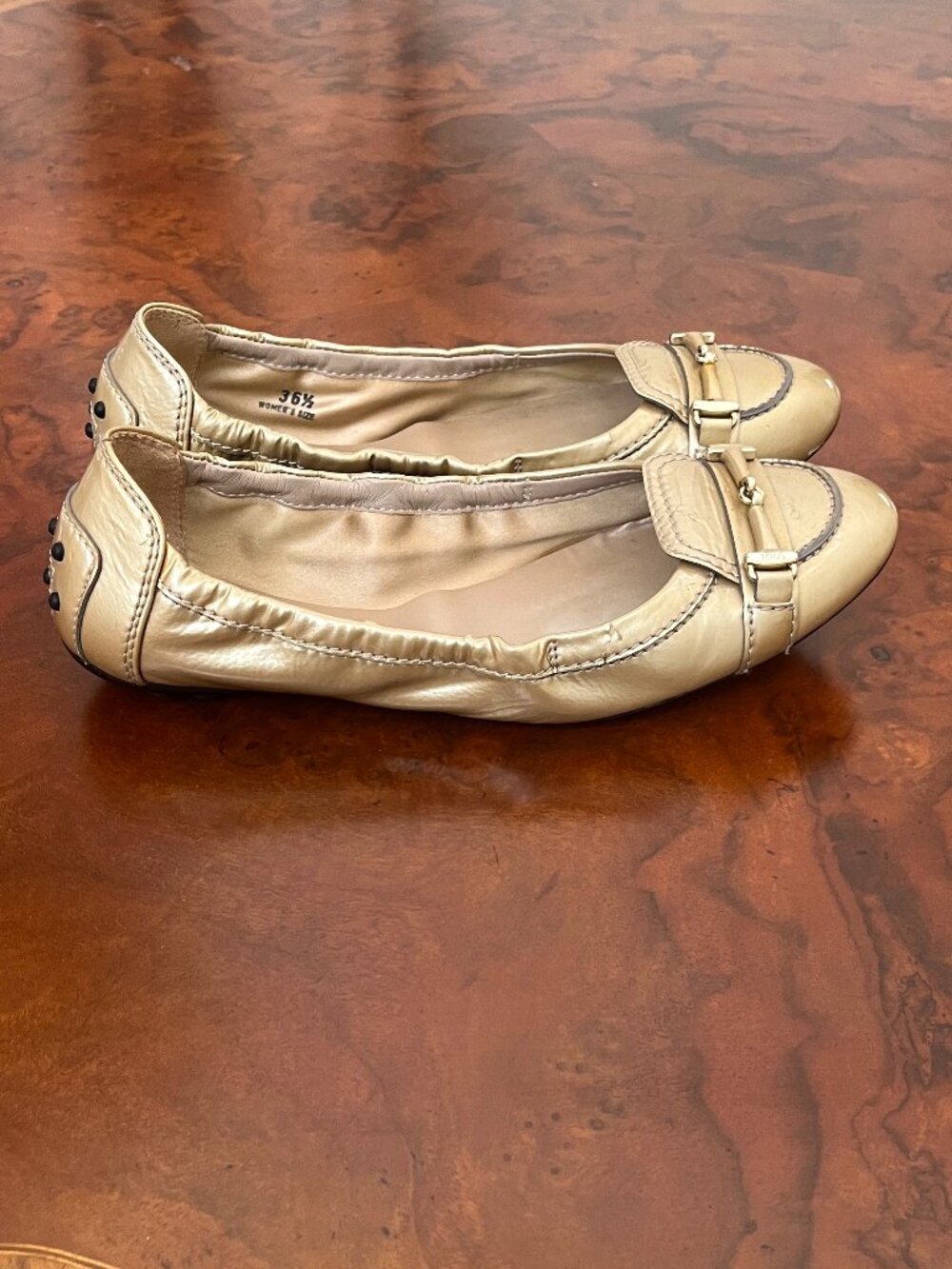 TOD'S Gold Patent Leather Scrunch Ballet Flats Size 36.5/6